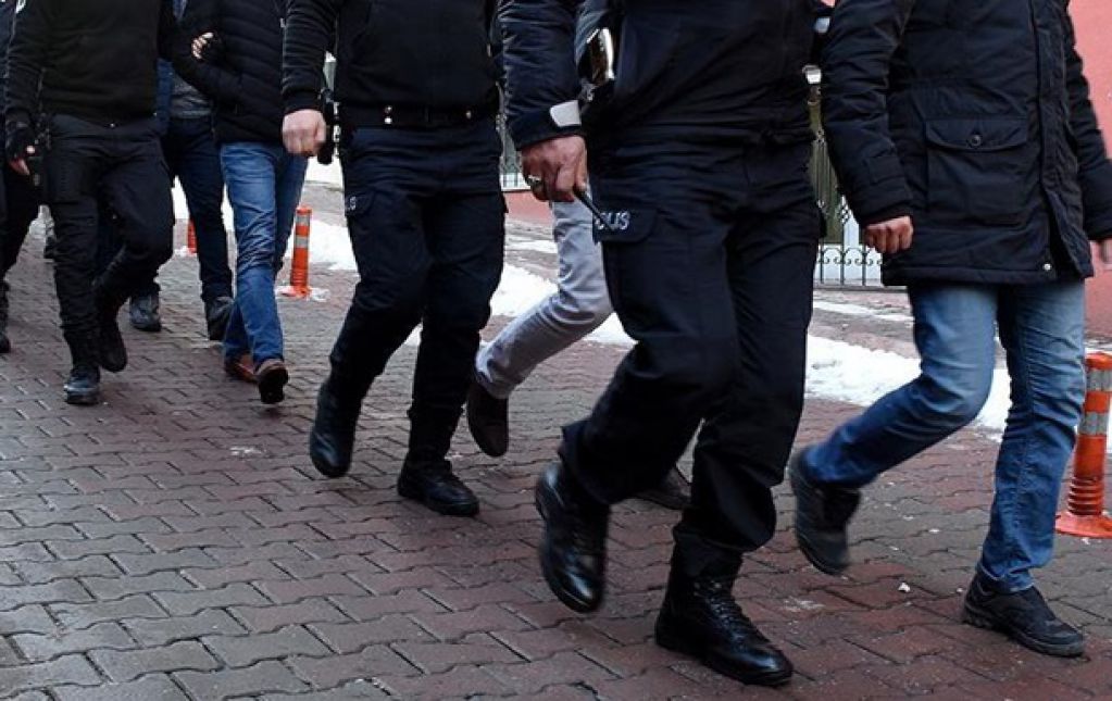 В Турции прошли массовые аресты. И вот почему