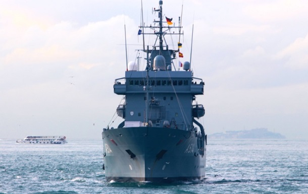 Безопасно не будет: в РФ отреагировали на приближение корабля НАТО к Черному морю