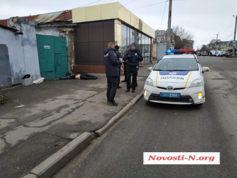 В центре Николаева найден труп мужчины с жестоко изуродованным лицом. ФОТО 18+