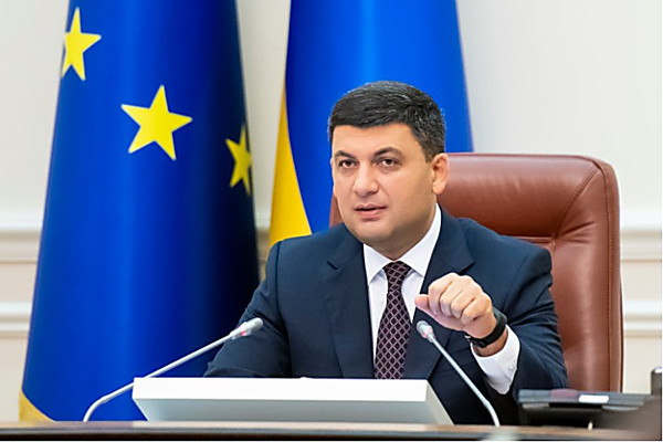 Украинцы и в дальнейшем хотели бы видеть во главе правительства действующего премьера Владимира Гройсмана