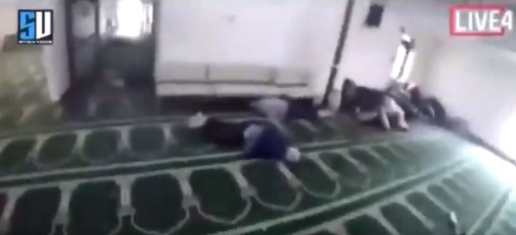 Теракт в Новой Зеландии: появилось шокирующее ВИДЕО расстрела людей. 18+