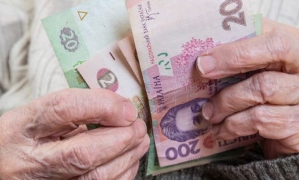 Украинцы получат по 1205 грн: кто и когда