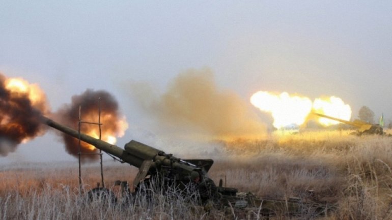 Обстрелы на Донбассе: боевики пустили в ход минометы и стрелковое оружие