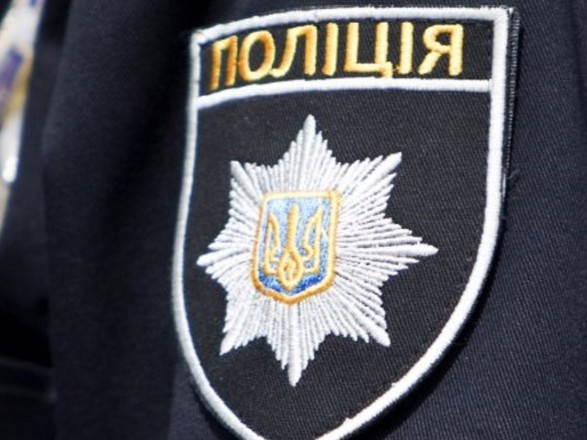 В Киеве вооруженные мужчины пытались прорваться в приемную нардепа