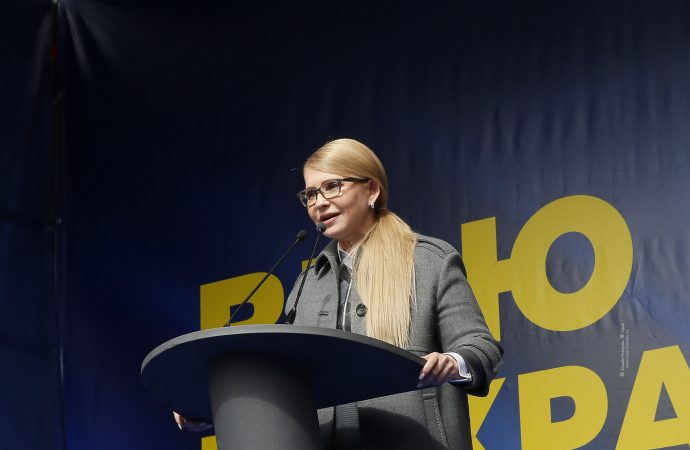 На мітинг Тимошенко у Львові прийшли 15 тисяч громадян