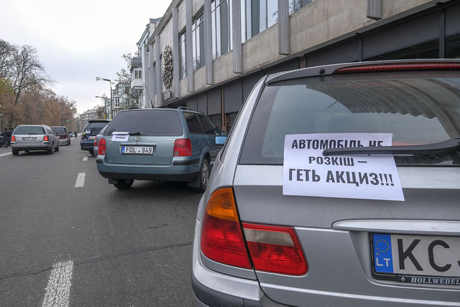 Полиция хочет вместе с таможней ловить евробляхи на дорогах