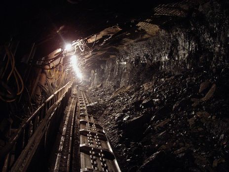 В Донецкой области пылает шахта: на поверхность подняли 29 человек 