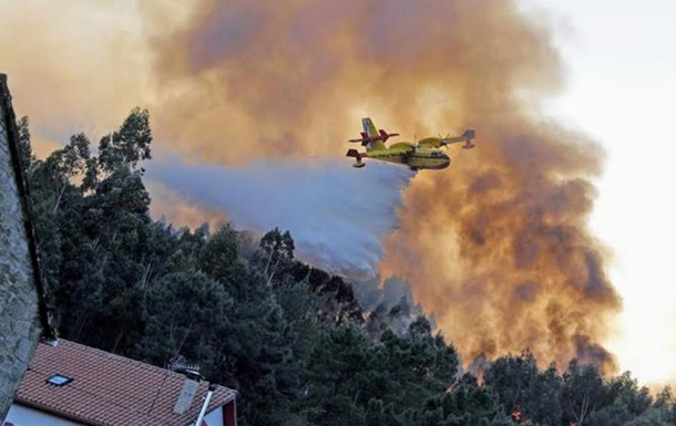 Испанию охватили лесные пожары: подозревают умышленные поджоги