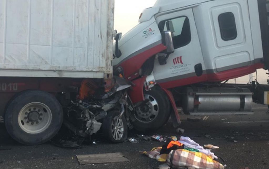 На трассе 15 автомобилей превратились в груду металлолома: есть погибшие