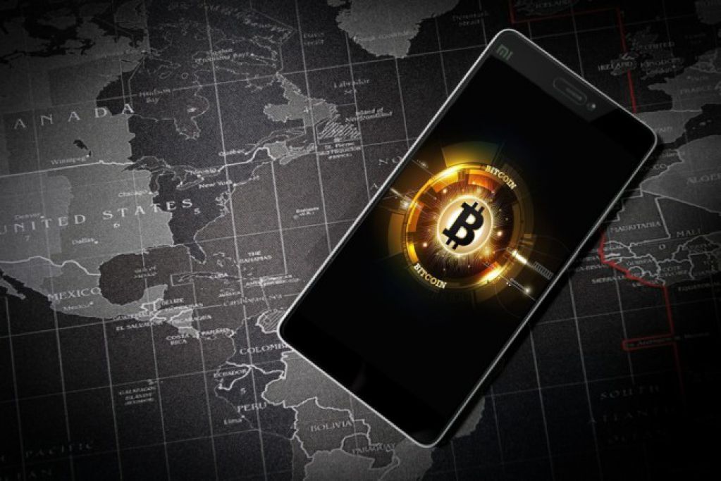 Отремонтировал  iPhone: у киевлянина украли биткоинов на 258 тысяч долларов