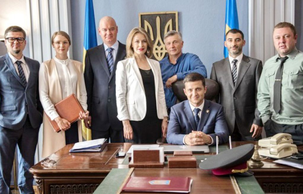 Те, кто сделал Зеленского, сделают и Украину