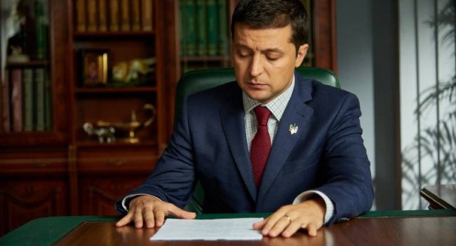 Експерт розповів, чому Зеленський не стане президентом України
