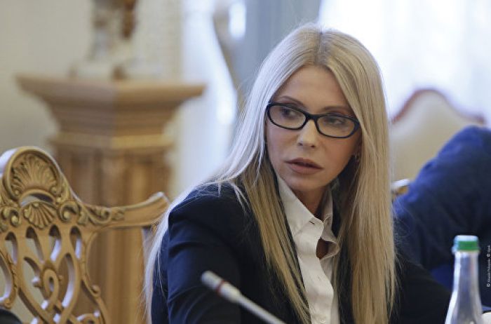Что может сделать Тимошенко, пока Зеленский и Порошенко выясняют отношения