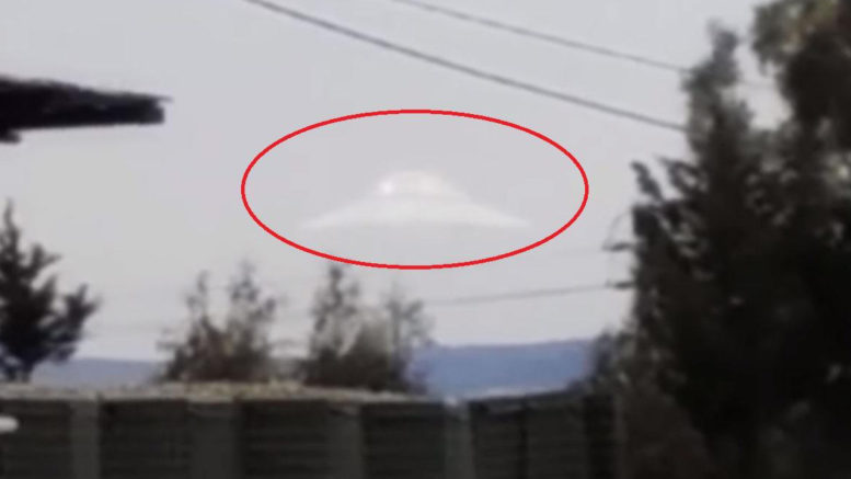 В Ливане видели гигантский НЛО. ВИДЕО