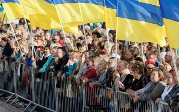 На это больно смотреть: Украина рекордными темпами теряет главную ценность