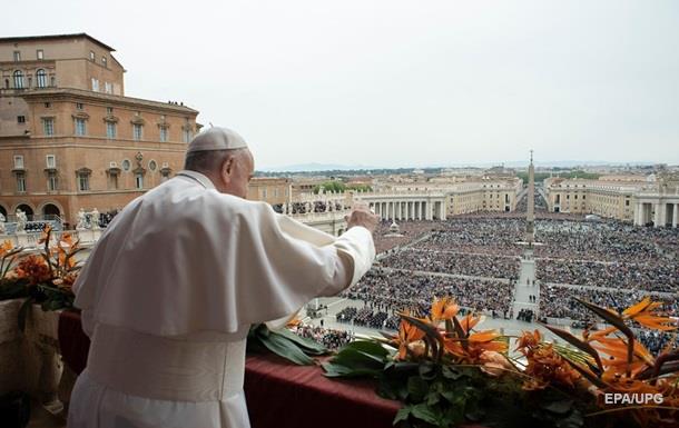 Папа Римский обратился к украинцам в пасхальной речи