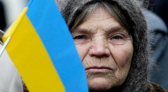 Кому в Украине в два раза повысили пенсии 