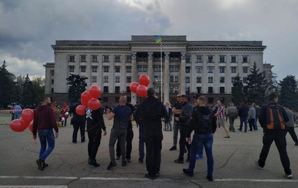 В Одессе активисты спровоцировали стычки во время акции памяти
