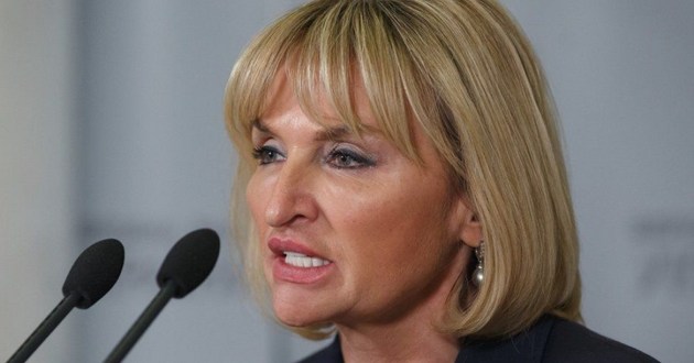 Жена Луценко на отдыхе поразила внешним видом: отработала итальянский избирательный округ. ФОТО