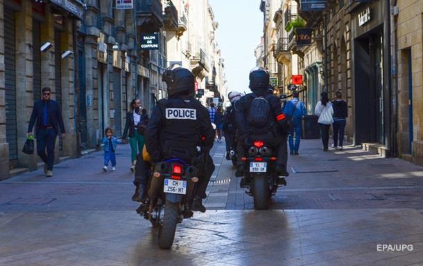Кровопийцы победили полицейских: в Париже закрыли участок из-за блох