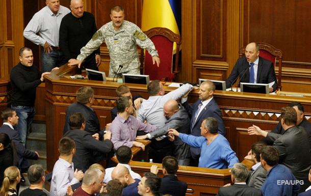 Скорик: Українській політиці потрібні досвідчені діячі, а не молодь з анархічними вподобаннями
