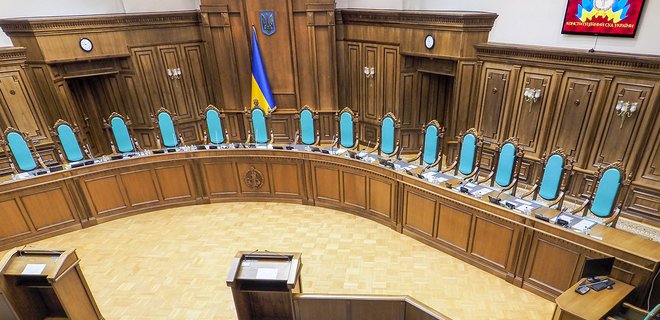 Главой КСУ избрали судью из Донецка