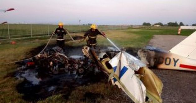 В Херсонской области сгорел самолет: огонь его уничтожил за 23 минуты. ФОТО