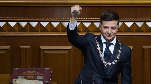 Зеленский внес в парламент свой первый законопроект: депутаты в шоке