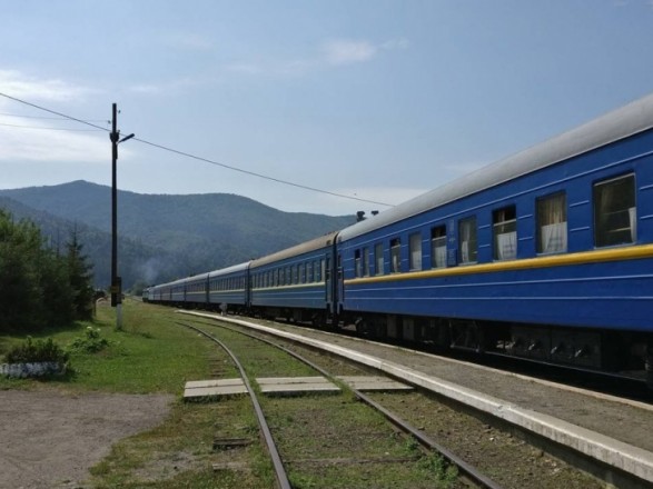 Под Одессой поезд насмерть сбил пенсионера