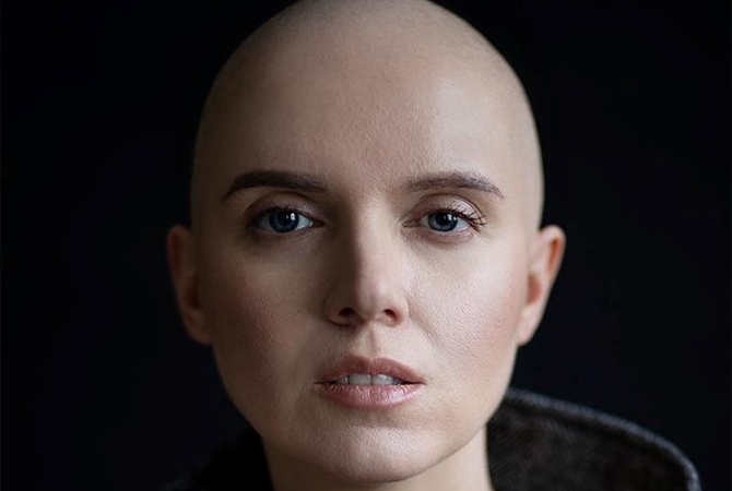 Телеведущая Янина Соколова: Я поняла, что у меня рак, когда «загуглила» анализы
