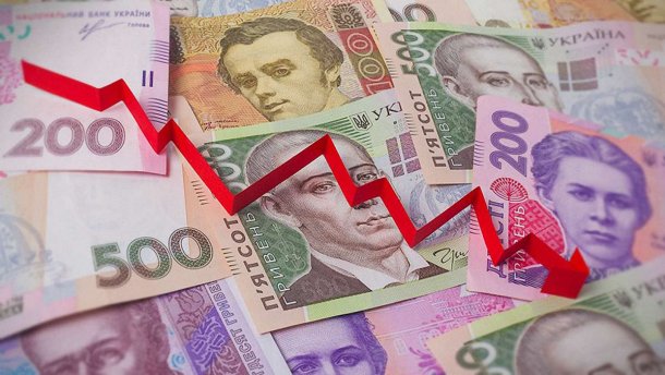 В Украине второй день подряд фиксируют падение на межбанке курса гривны