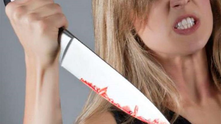 Кровавые посиделки: жена зарезала мужа на глазах у подруги