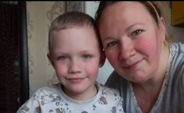 Убийство 5-летнего Кирилла: мальчика хоронили в белом гробу. ФОТО