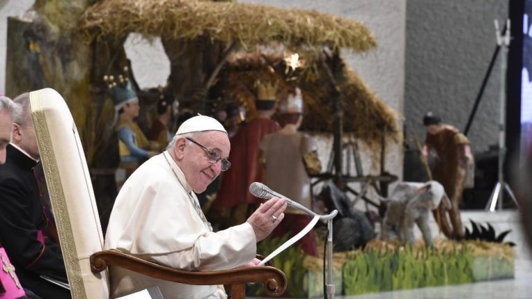 Папа Римський офіційно змінив текст молитви “Отче наш”