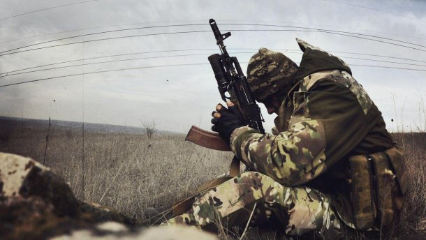 Киев запретил военным ООС стрелять, когда те заметили артиллерию боевиков, - волонтеры