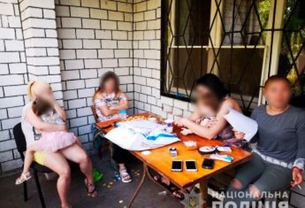 Как наглая вербовщица обманывала украинок, делая из них проституток