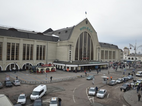 В Киеве провели срочную эвакуацию на центральном железнодорожном вокзале