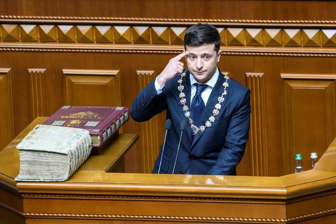 Выборы в Раду: Конституционный суд вынес решение по указу Зеленского про роспуск парламента