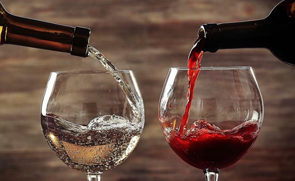 Хитрости, которые помогут отличить настоящее вино от фальшивки