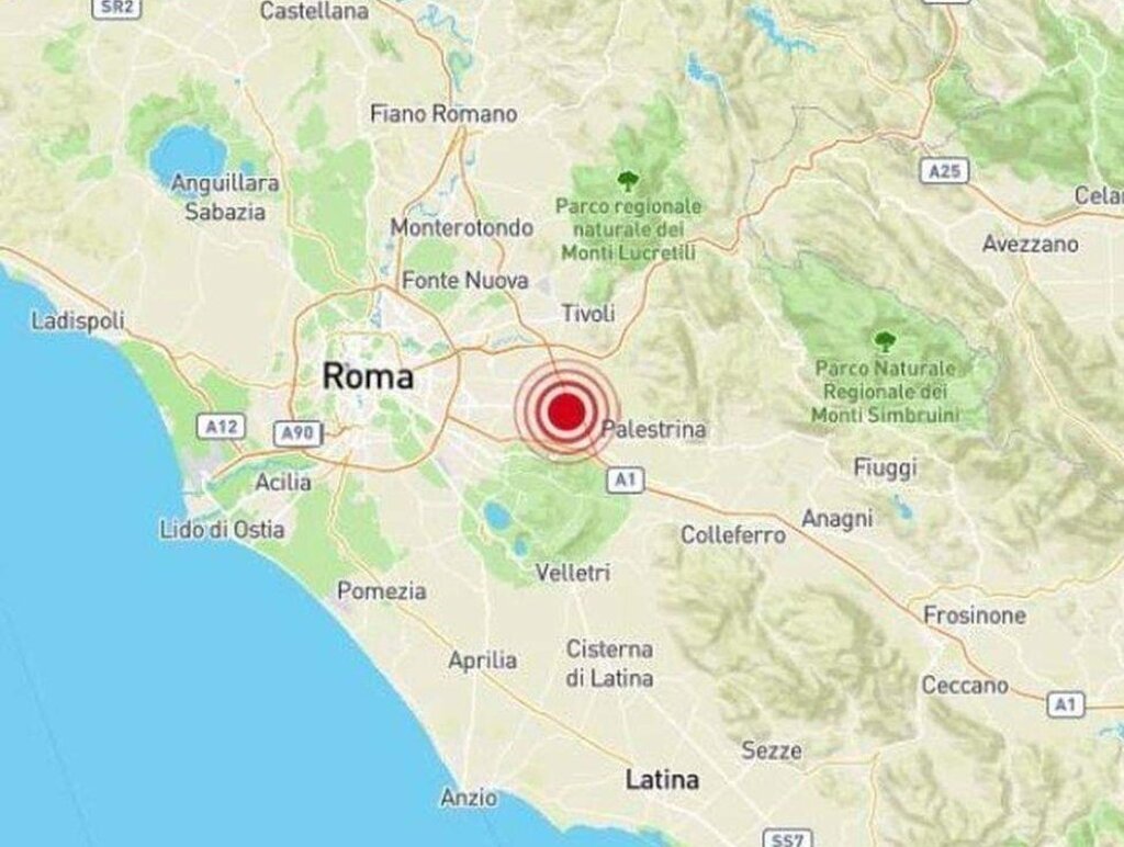Италия содрогнулась от мощного землетрясения: здания повреждены, люди вышли на улицы 