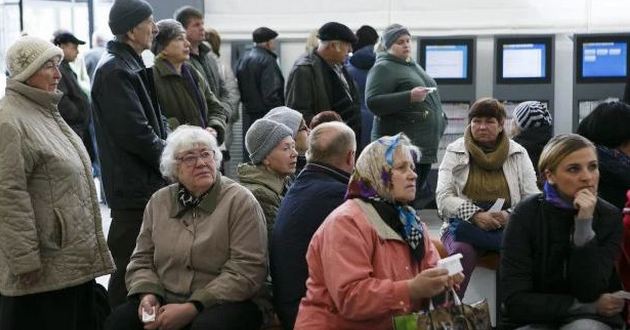 Украинцам дадут надбавку к пенсии: Розенко рассказал, кто и на сколько разбогатеет