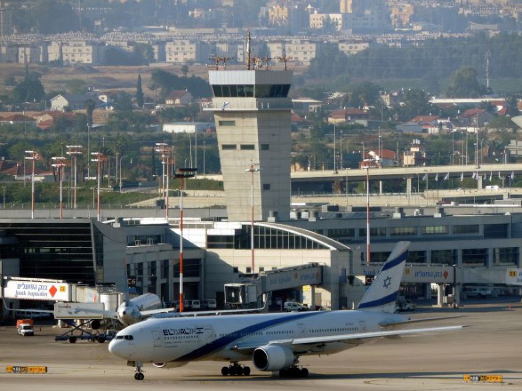 Срочно: в аэропорту Тель-Авива может разбиться Boeing 737 с поврежденным шасси