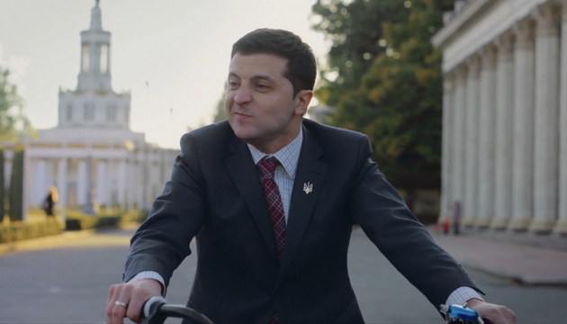 Перевзутись в повітрі: Слуга Народу веде маріонеток старої влади в парламент