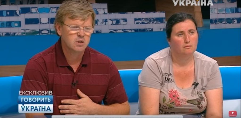 Мать убийцы Даши: "Боимся спать. Переживаем, что ночью нападут на наш дом"