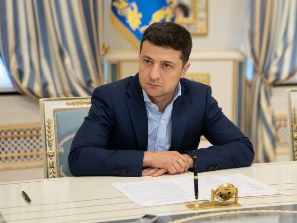 Зеленский хочет люстрировать предыдущее руководство Украины