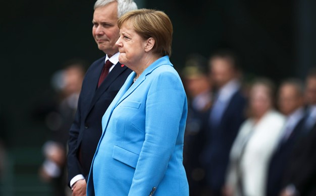 Стало известно, что во время приступа шептала Меркель