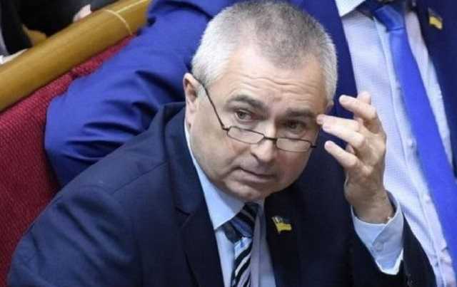 СМИ: Нардеп Арешонков использует уголовников в избирательной кампании?