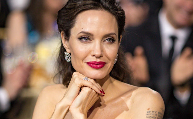 Анджелина Джоли без белья ошеломила Париж: очень откровенно. ФОТО