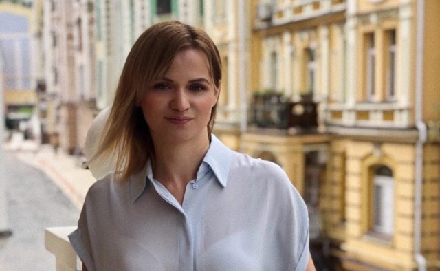 Кандидат в депутаты Анна Пуртова уверена, что женщина сможет навести в государстве порядок