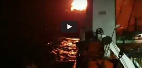 На траулере "Иван Голубец" произошел сильный пожар: видео происшествия